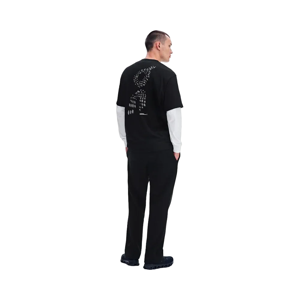 On Running Club Collective-T Runner Black