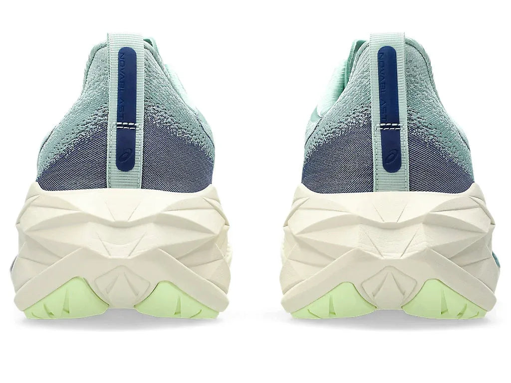 Asics Novablast 4 Light Celadon/Blue Expanse