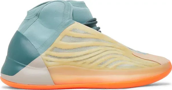 Yeezy Quantum 'Hi-Res Coral'