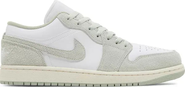 Air Jordan 1 Low SE 'Seafoam'