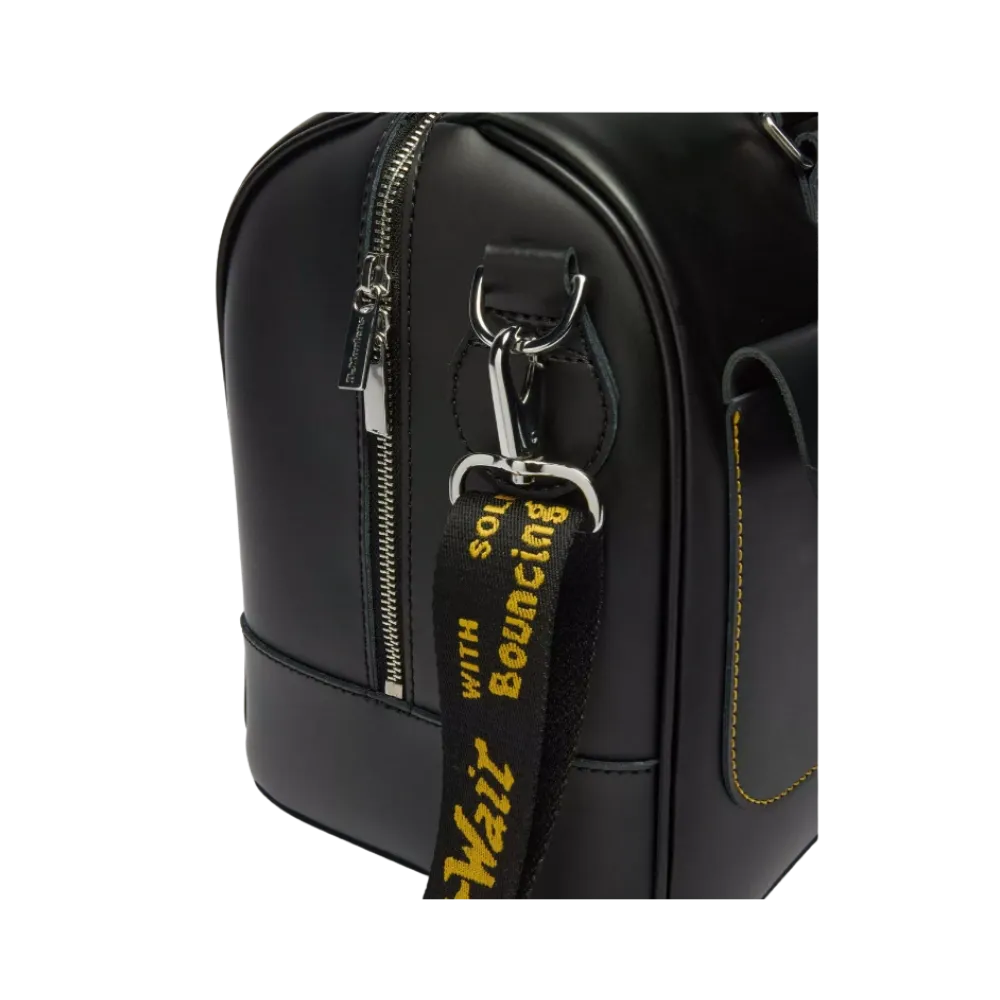 Dr Martens Daytripper Black