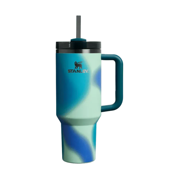 Stanley Quencher H2.0 FlowState Tumbler Coastal Teal Motion