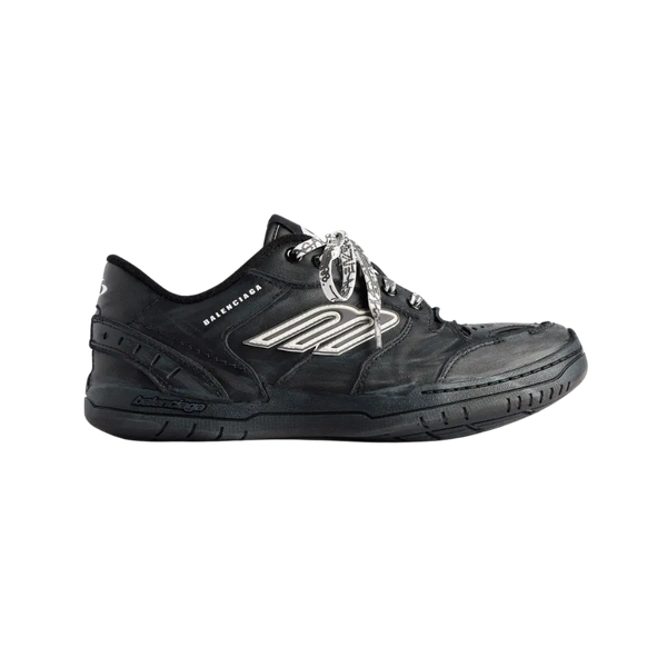 Balenciaga Hamptons Worn-Out Sneaker In Black