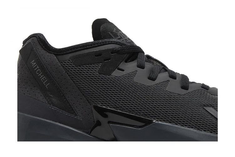 Adidas Adidas D.O.N. Issue #4 Lights Out