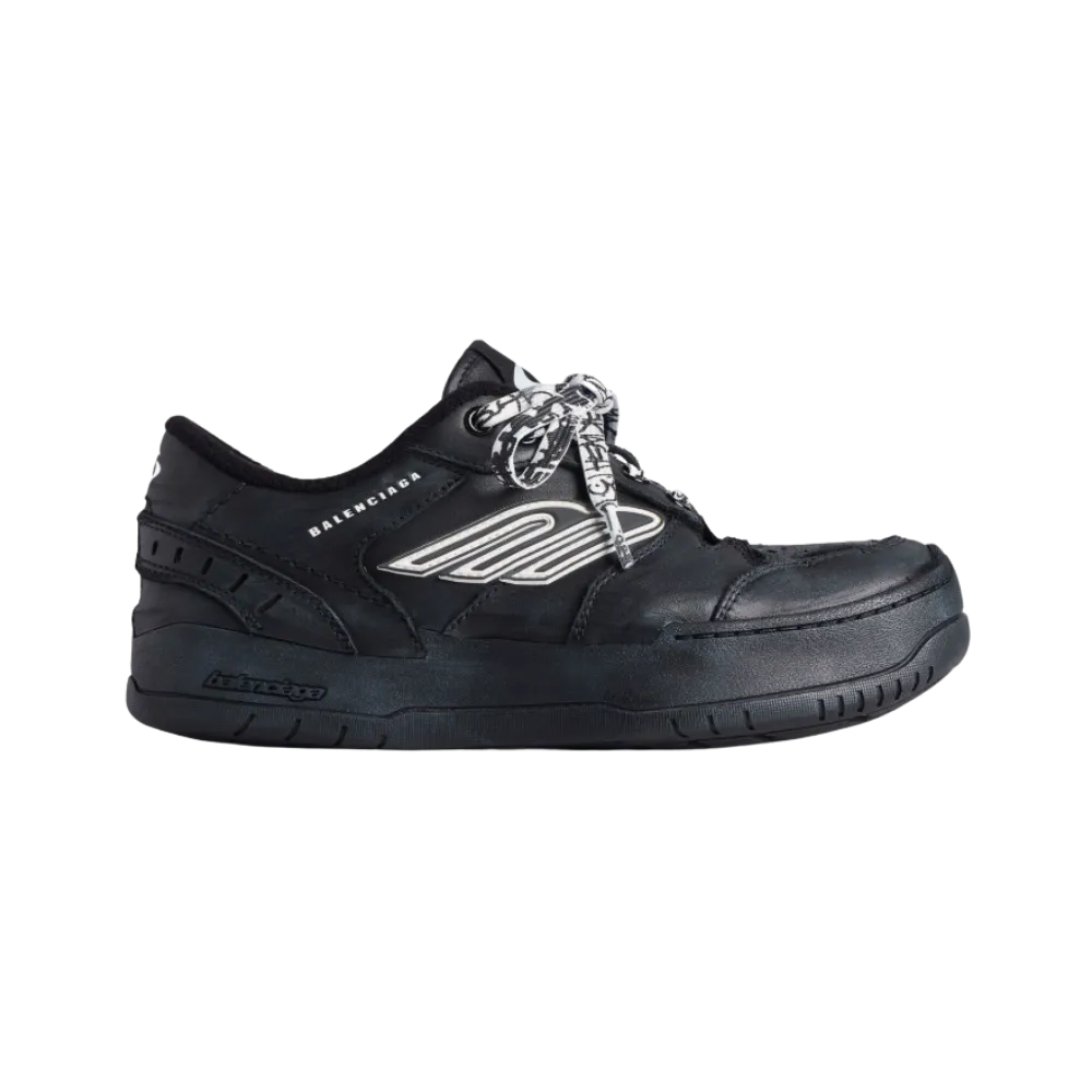 Balenciaga Hamptons Platform Sneaker In Black