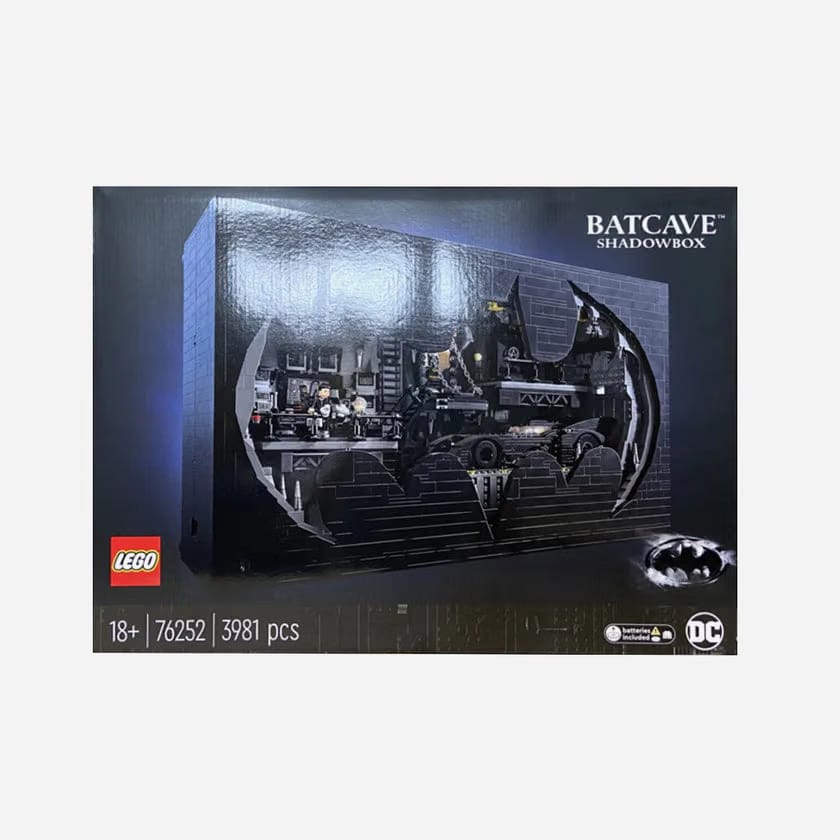 Lego Lego Batcave Shadow Box Set 76252