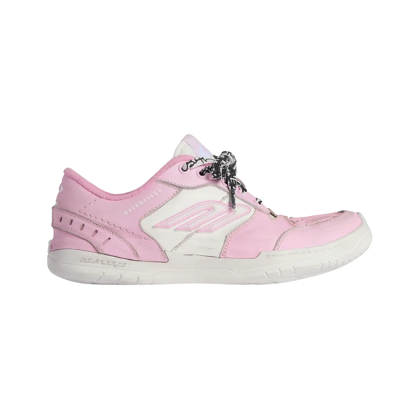 Balenciaga Hamptons Medium Worn-Out Sneaker In Pink