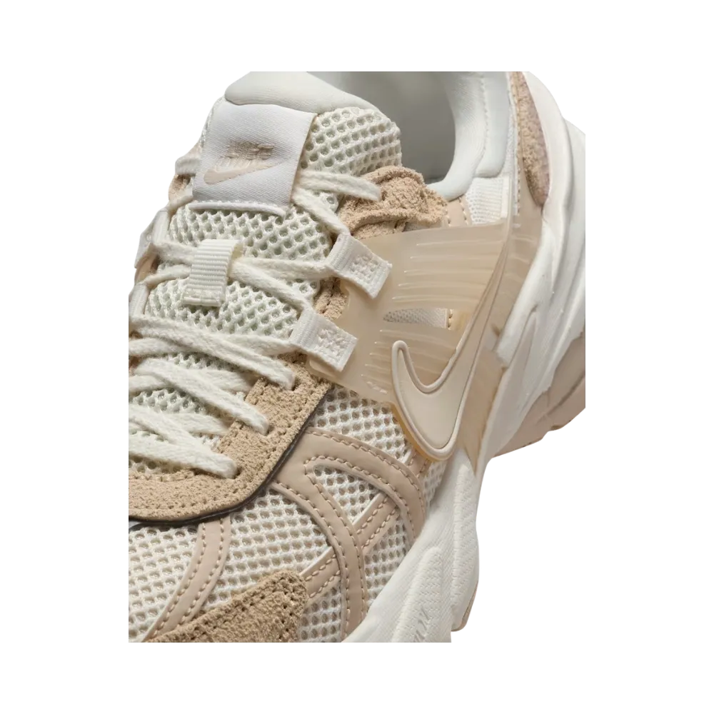 Nike V2K Run Sail