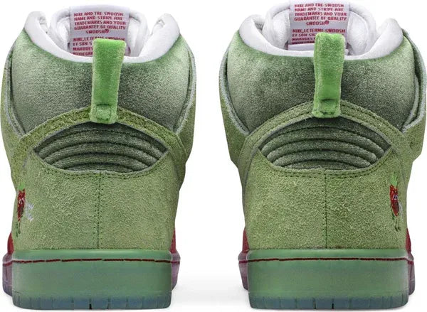 Nike Dunk High SB 'Strawberry Cough'