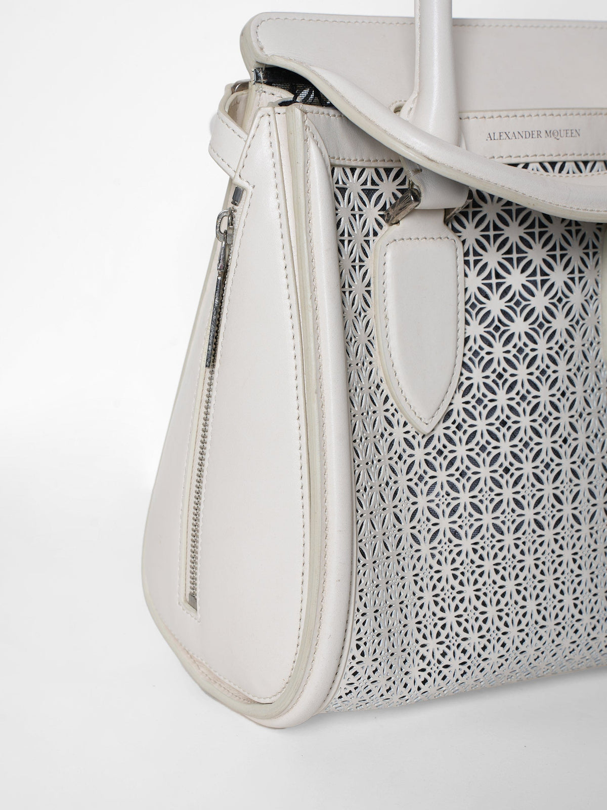 Alexander Mcqueen Alexander Mcqueen White Cutwork Handbag