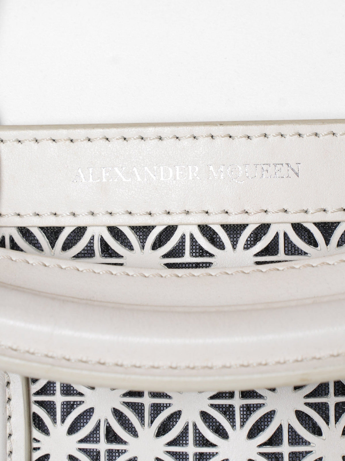 Alexander Mcqueen Alexander Mcqueen White Cutwork Handbag
