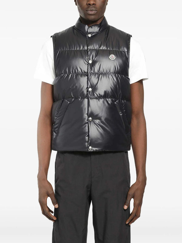 Moncler Moncler Sleeveless Buttoned Gilet
