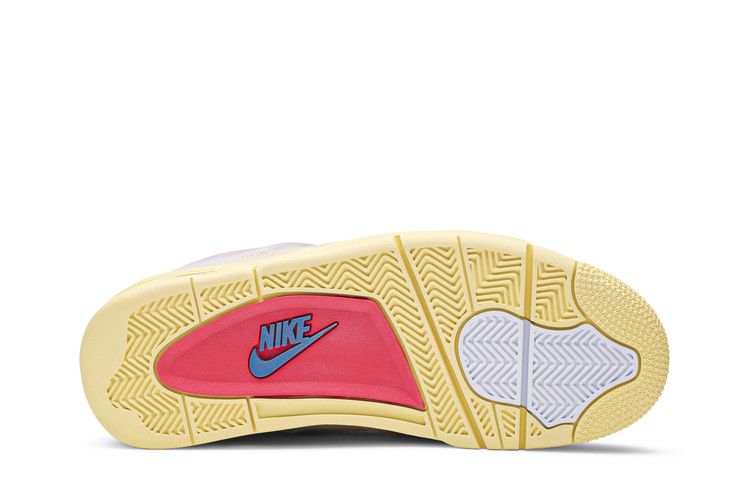 Air Jordan Union LA x Air Jordan 4 Retro Guava Ice