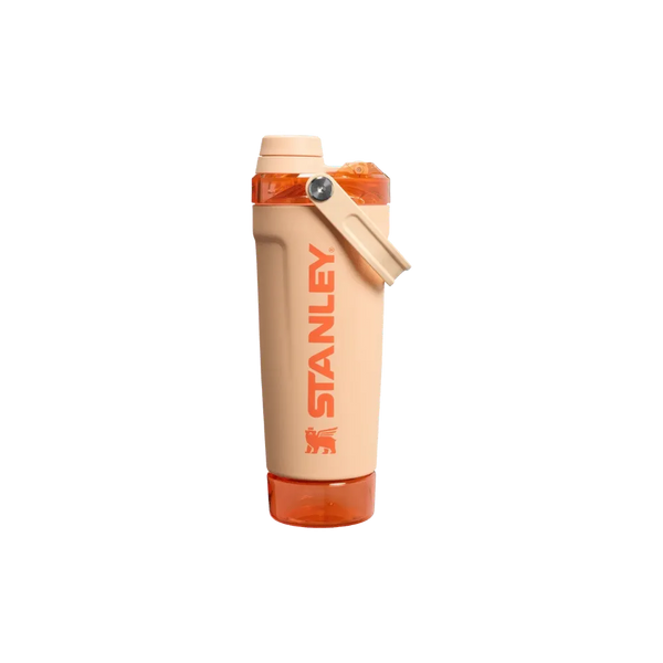 Stanley The Vitalize™ Shaker Bottle 20 OZ Orange Sherbet