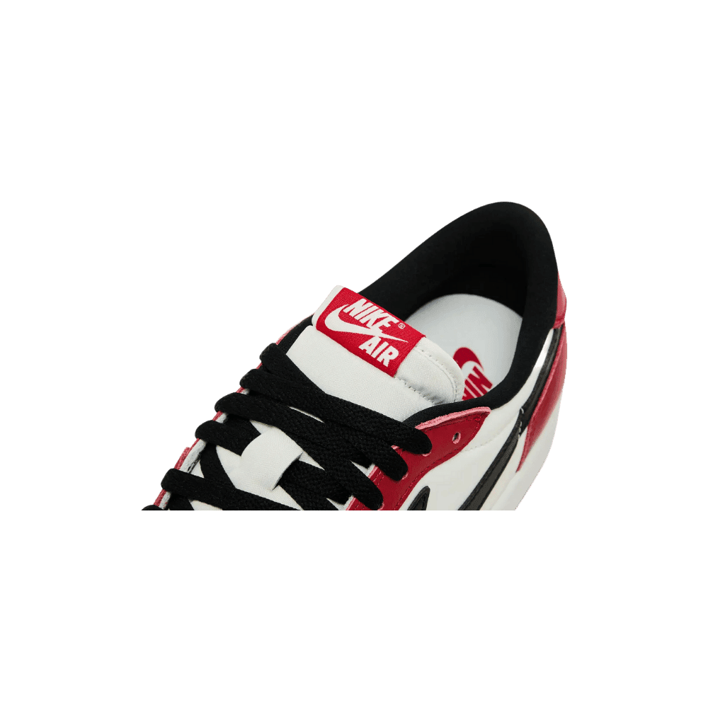 Air Jordan 1 Retro Low OG 'Chicago' 2025