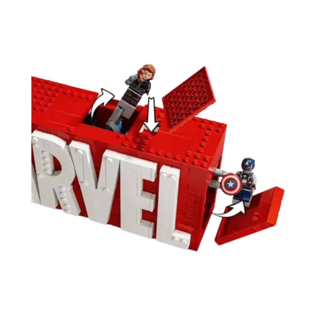 Lego MARVEL Logo & Minifigures