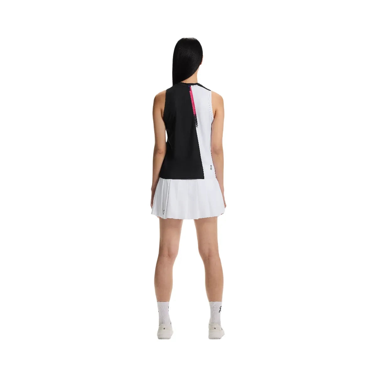 On Court Tank Black | Rock