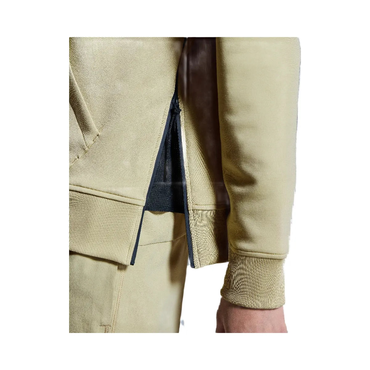 On Hoodie Caper