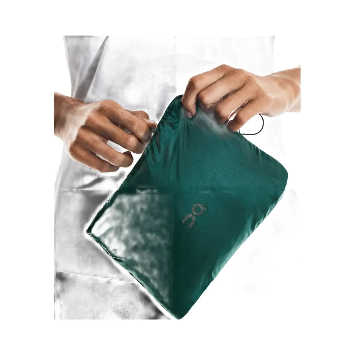 On On Weather Jacket Spirulina Olive