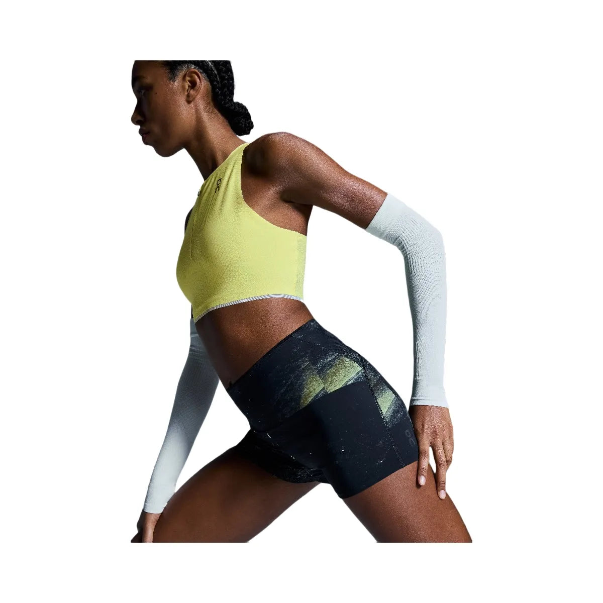 On Race Tights Short Black | Limelight