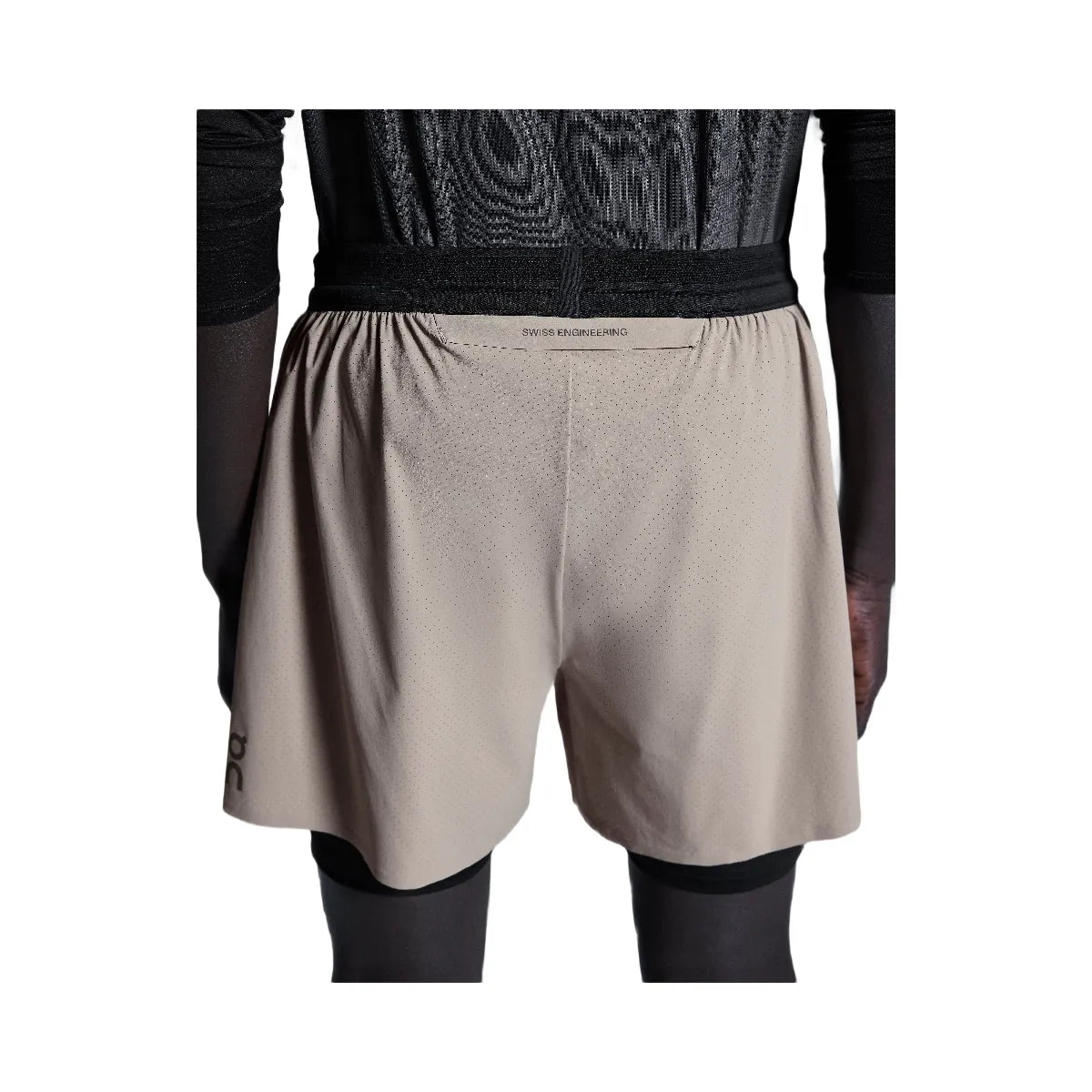 On 5" Performance 2/1 Shorts Cinder | Black