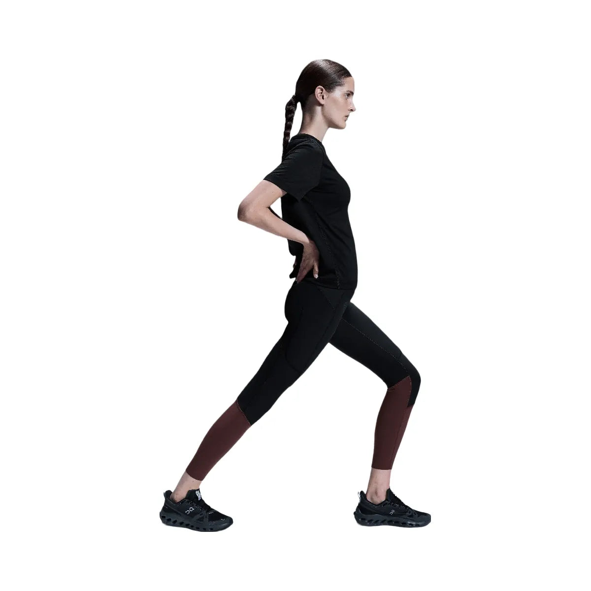 On Trek Tight Black | Mulberry
