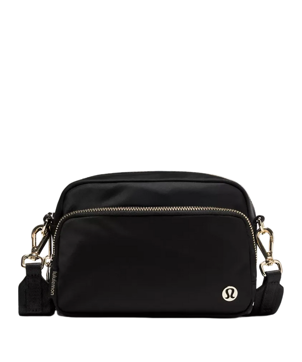 Lululemon Everywhere Crossbody Bag 2L Metal Hardwar Black