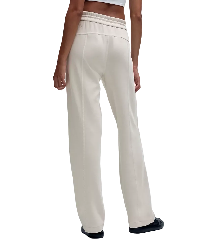 Lululemon Softstreme High-Rise Pant Short Bone