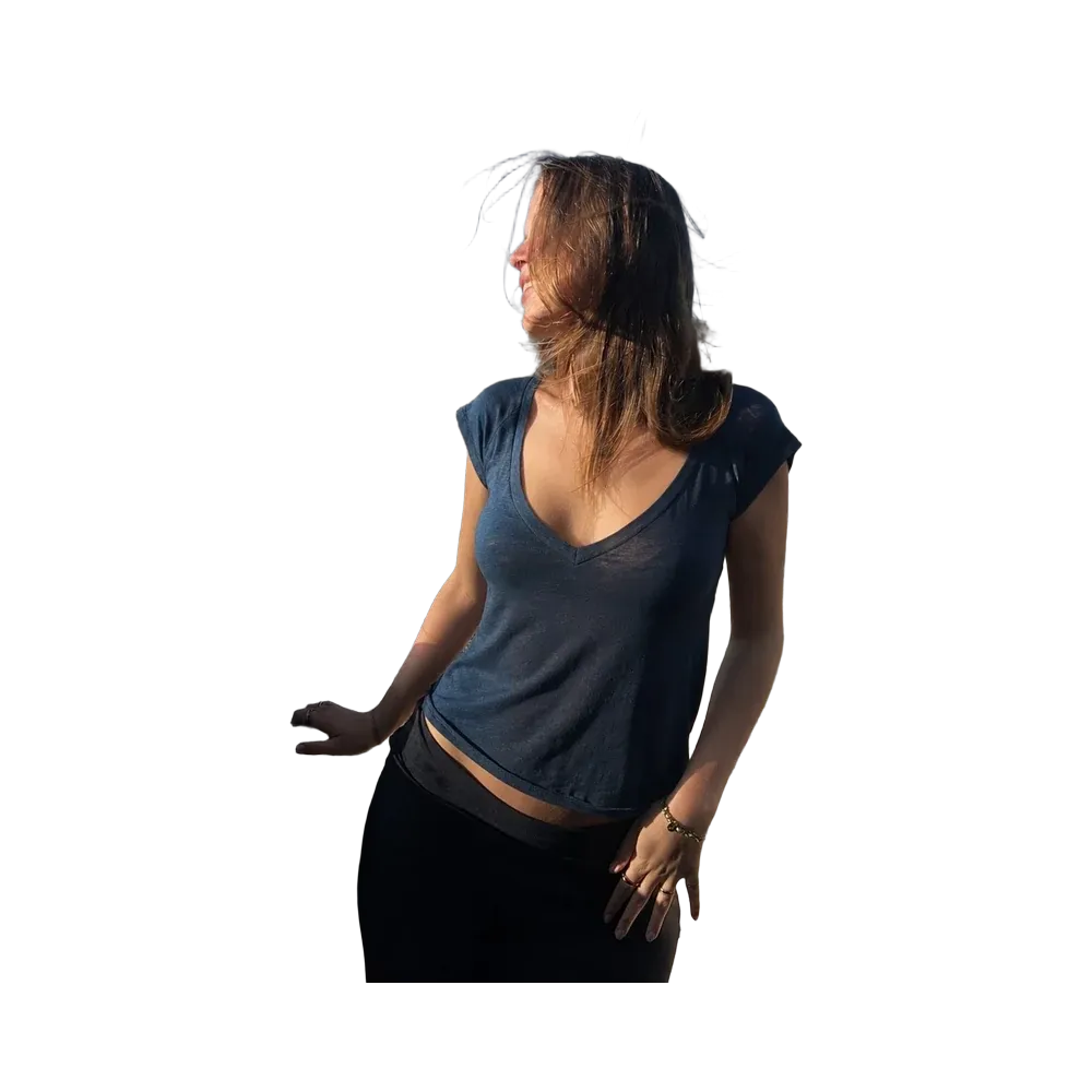 Subdued V-Neck T-Shirt 'Blue'